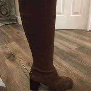 Suede Tory Burch boots